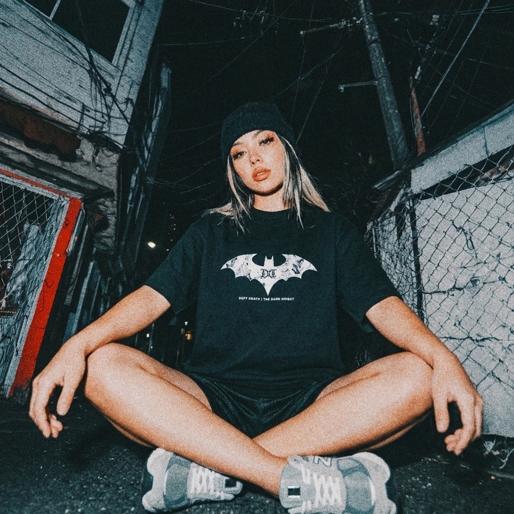 'VENGEANCE HAS NO GRAVE' OS TEE IN BLACK